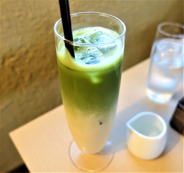 Salon de KANBAYASHI Uebayashi Harumatsu Honten