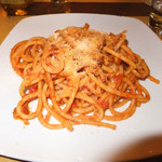 La Carbonara - アマトリチャーナのブカティーニ
