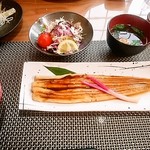 煮穴子定食1500円