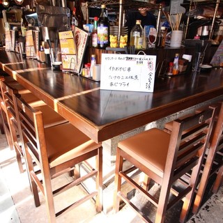 お一人様でも楽しめる！臨場感があるカウンター席