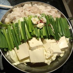 もつ焼き 煮込み 楓 - もつ鍋3人前