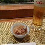 すしダイニング 参宮橋 清水 - セットの生ビール＆小鉢