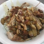 鴨肉珍 - 鴨肉飯の小(50NT$≒183円)