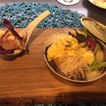 鴨のポテトサラダと、牡蠣のカダイフ包み