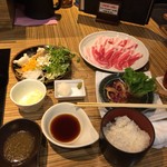 豚しゃぶ専門店 我那覇豚肉店 - 