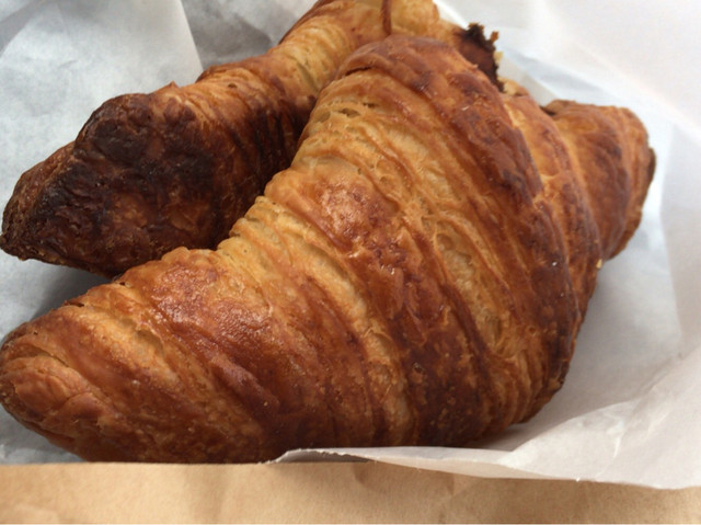 ターブルヒュッテ Table Hutte 旧店名 ローカルベンチ 滋野 パン 食べログ