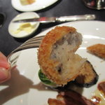 ザ・ペニンシュラ東京 - トリュフ入りポテトのクロケット