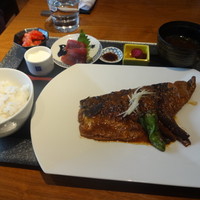 ハルヤマシタ 東京本店 - 鯖の新和食味噌煮込 グースファットバターと生姜風味