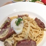 レストランカフェ・地球こうさてん - Dランチ:合鴨スモークのカルボナーラ､ツナサラダとスープ付き　￥650円