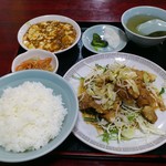 萬龍飯店 - 四川定食です。(2017年1月)