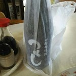 中国飯店　鳳華 - プレゼントの焼酎です(笑)ヾ(≧∀≦*)ﾉ〃