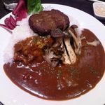 バロン - [料理] ハンバーグきのこカレー プレート 全景♪ｗ