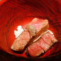 鳥茂 - ステーキ丼　こんな2切れが旨いだなんて・・・