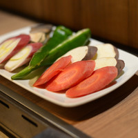 焼肉ホルモン 稲田 - 季節の焼き野菜盛り合わせ