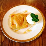 cafe.miel - カフェミエルのアップルパイ500円