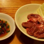 壱 - とりハツ刺身