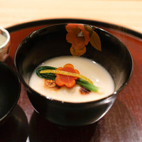 日本料理 太月 - 河豚の白子、うぐいす菜、白みそ仕立て