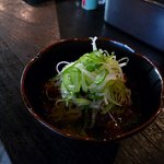 立酒　ハチ公 - ハチ公名物「牛スジの煮込み」です３５０円