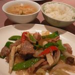 中華海鮮薬膳 トンフォン - 豚炒めランチ