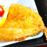 内浦漁協直営 いけすや - アジフライ