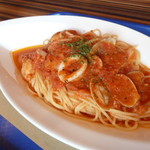 ブルーシール - 魚介のトマトパスタ