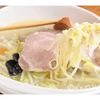 麗江 - 料理写真:鶏白湯（パイタン）スープのコラーゲンとたっぷり野菜に塩焼豚。