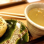 備長炭焼鳥 鳥しげ - 焼きおにぎりとスープで〆