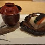 炭火割烹 大嶋 - 牛肉、白子の豆腐