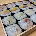 天史朗鮨 - お任せ細巻き　時価（イカの軟骨と酒盗巻、フキ味噌巻、ネギトロ巻、イカの塩辛巻）