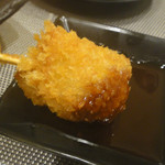 まぐろ小屋 別邸 - ⑥まぐろメンチ串カツ