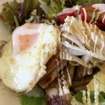 BRASS - 「豚バラロコモコ」（980円）