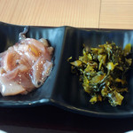 天ぷらめし 天之助 - 卓上の食べ放題のイカ塩辛や香の物