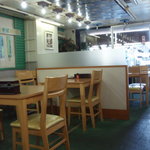 山形屋 - お昼前１１：５５分の店内は、嵐の前の静けさ、５分後には・・・。