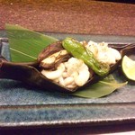 設楽 - 白子昆布の船の上で焼いてもらいました