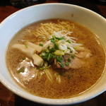 らーめん ひなた - 鶏ガラ正油ラーメン　８００円