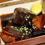 沖縄家庭料理おぃシーサー - 大人気！！ラフテー