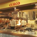 CIRCO - 自慢は熱気あふれるオープンキッチン