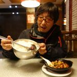 陈麻婆豆腐 - 金牌麻婆豆腐　12元（約192円）
            ご飯（ダーファン）4元（約64円）