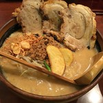 彰膳 - 北海道味噌 味噌漬け炙りチャーシュー麺 麺大盛