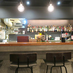 PACE - カウンター奥に厨房