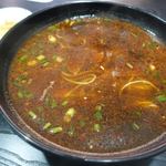 阿拉生煎 - 紅焼牛肉麺　12元（約192円）　