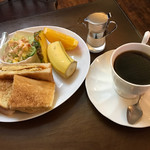 岸 - 玉子サンドセット470円(税込)  ※2017年1月