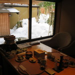 名月荘 - 朝食はお部屋のダイニングルームで