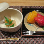 名月荘 - 旬の果実、林檎羊羹