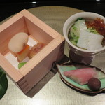 蟹真丈黄味焼き、根三つ葉と槍烏賊の浸し、米沢雪菜生ハム包み