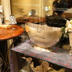 トゥ・ラ・ジョア - 