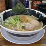 raxamenzembou - 膳房らぁ麺 680円