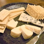 なかむら屋 - チーズ３種盛り合わせ