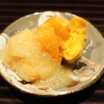 お料理 佐藤 - タイラギのおかき揚げ　ラフランスおろしのソース　雲丹乗せ