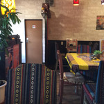 インパール - 内観